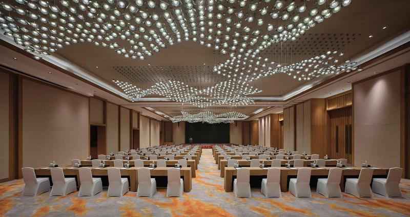 Crowne Plaza Shennongjia image
