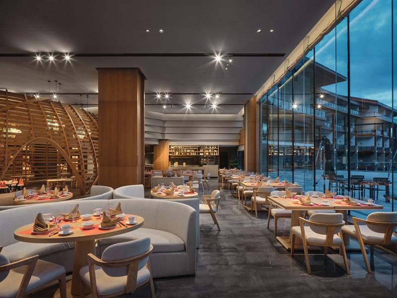 Crowne Plaza Shennongjia image