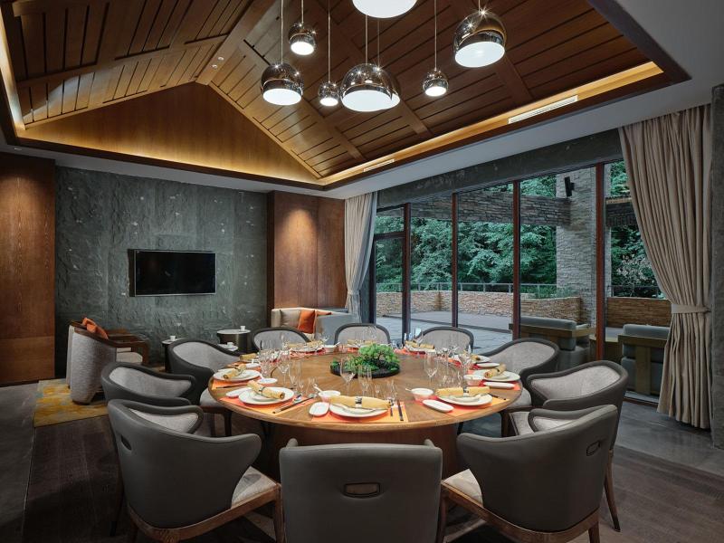 Crowne Plaza Shennongjia image
