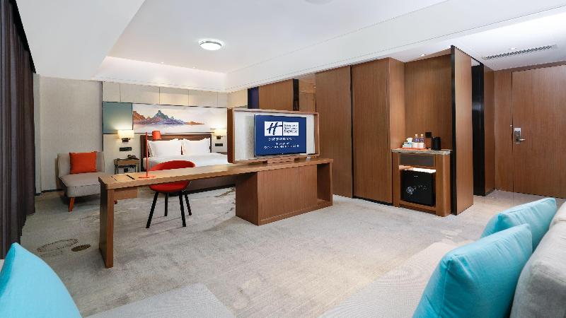 Holiday Inn Express Cangzhou High Tech Zone image 6