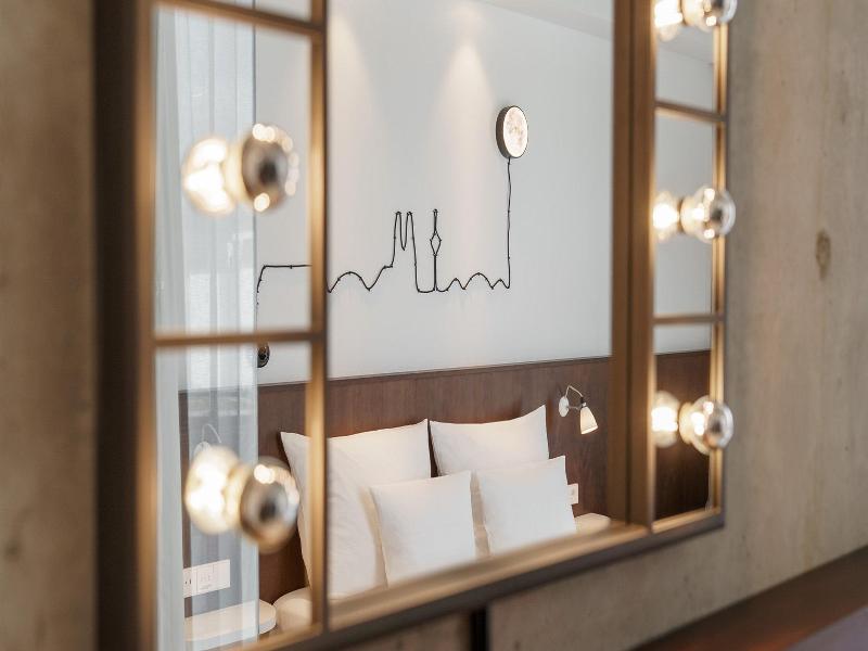 Ruby Ella Hotel Cologne by IHG image