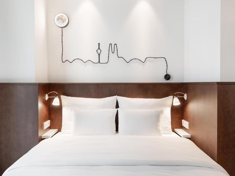 Ruby Ella Hotel Cologne by IHG image