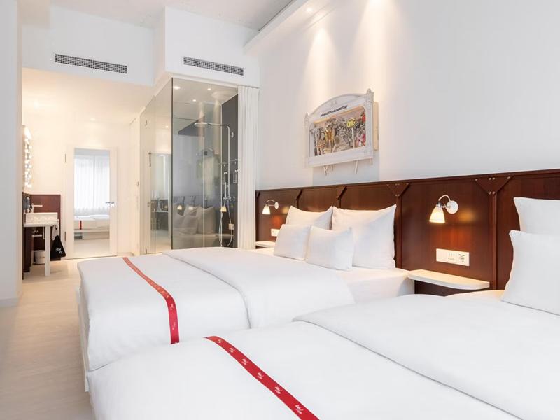 Ruby Ella Hotel Cologne by IHG image