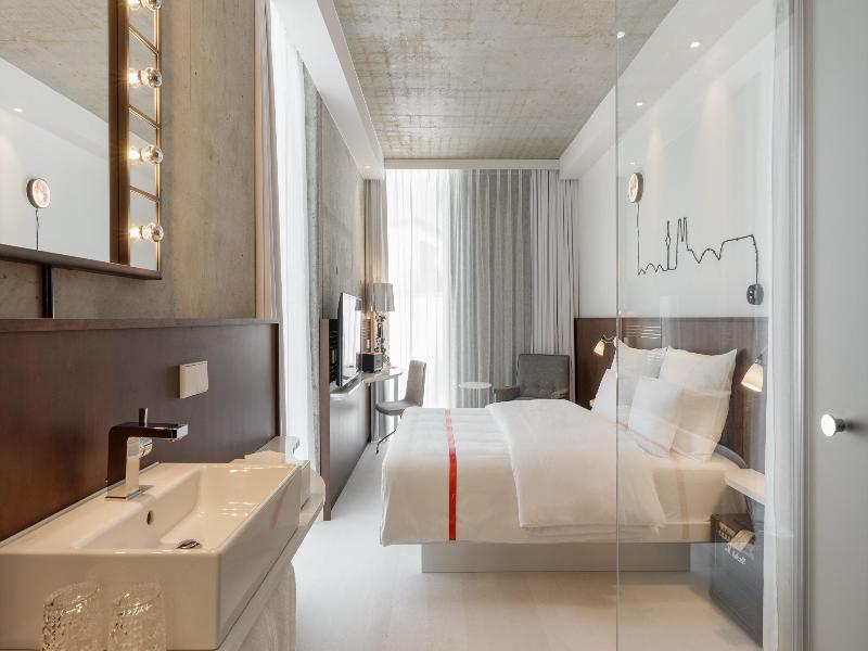 Ruby Ella Hotel Cologne by IHG image