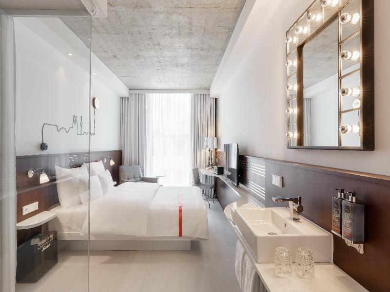 Ruby Ella Hotel Cologne by IHG image