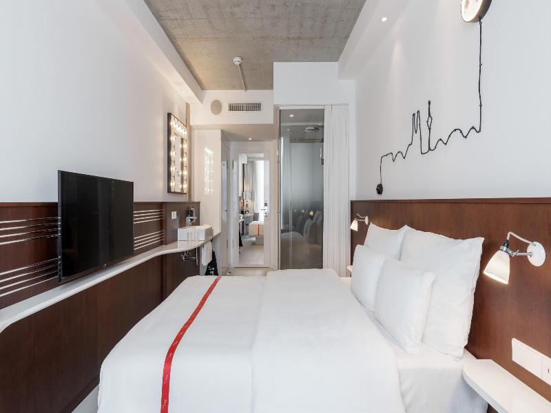 Ruby Ella Hotel Cologne by IHG image