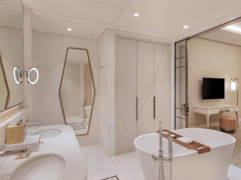 The St Regis Dubai The Palm image
