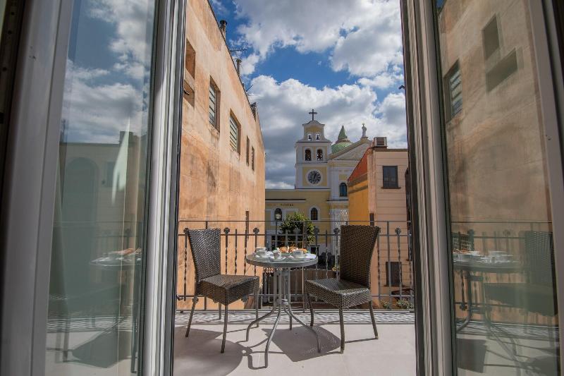 Palazzo Caracciolo Del Sole - Image 7