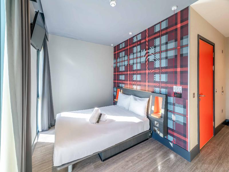 easyHotel Dublin City Centre image