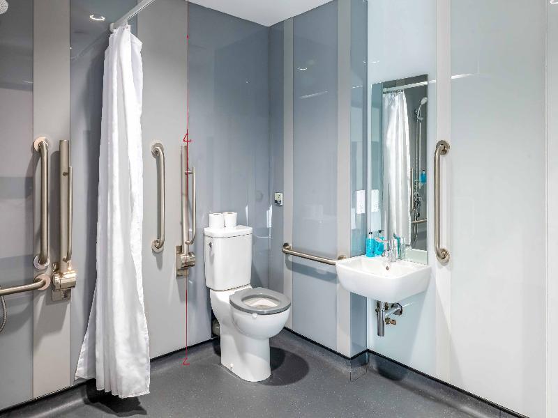 easyHotel Dublin City Centre image