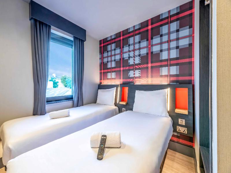 easyHotel Dublin City Centre image