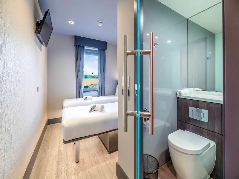 easyHotel Dublin City Centre image