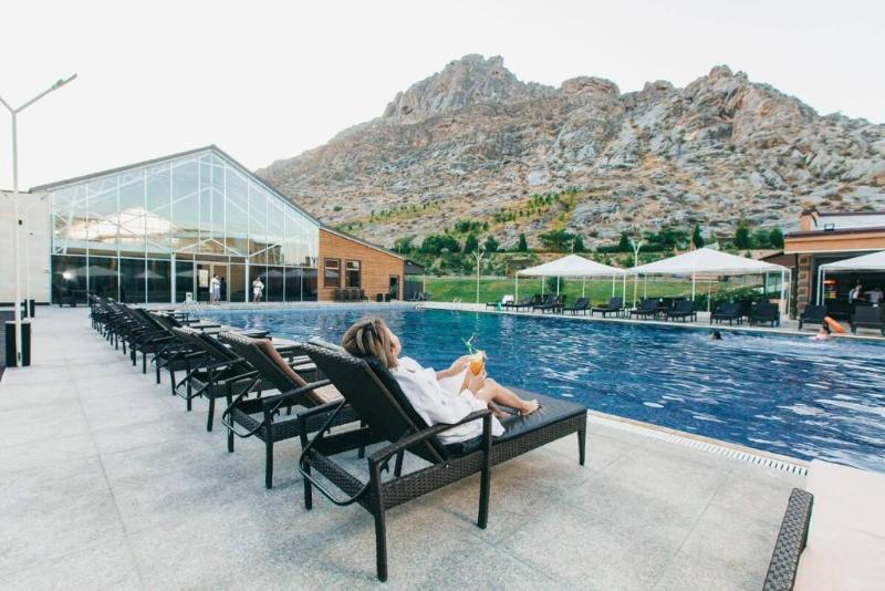 Jannat Resort Osh — exterior view