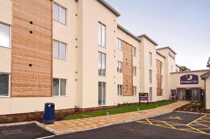 Premier Inn Burgess Hill image