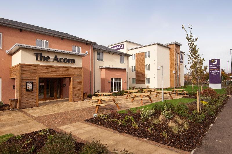Premier Inn Burgess Hill image