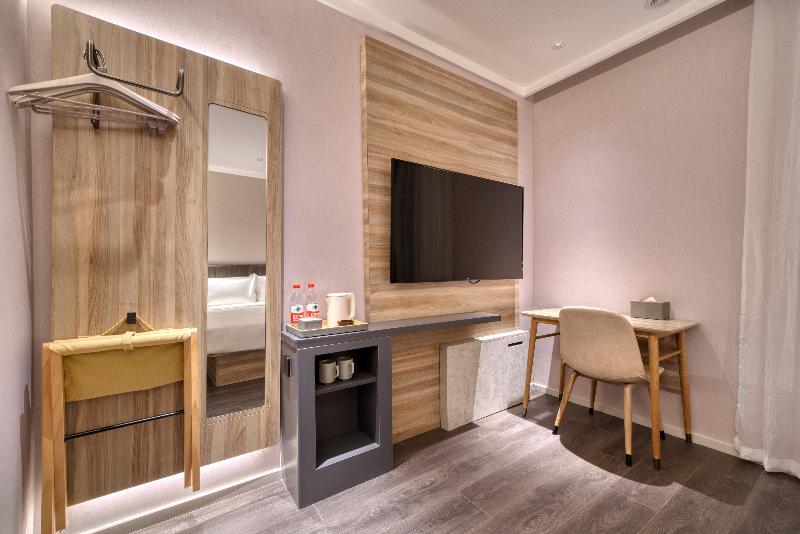 Hanting Hotel Hangzhou Liangzhu New Town image