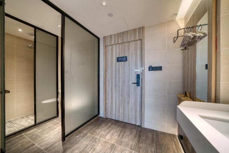 Hanting Hotel Hangzhou Liangzhu New Town image