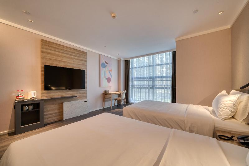 Hanting Hotel Hangzhou Liangzhu New Town image