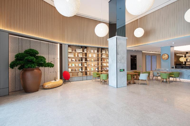 JI Hotel Changchun Beihu image