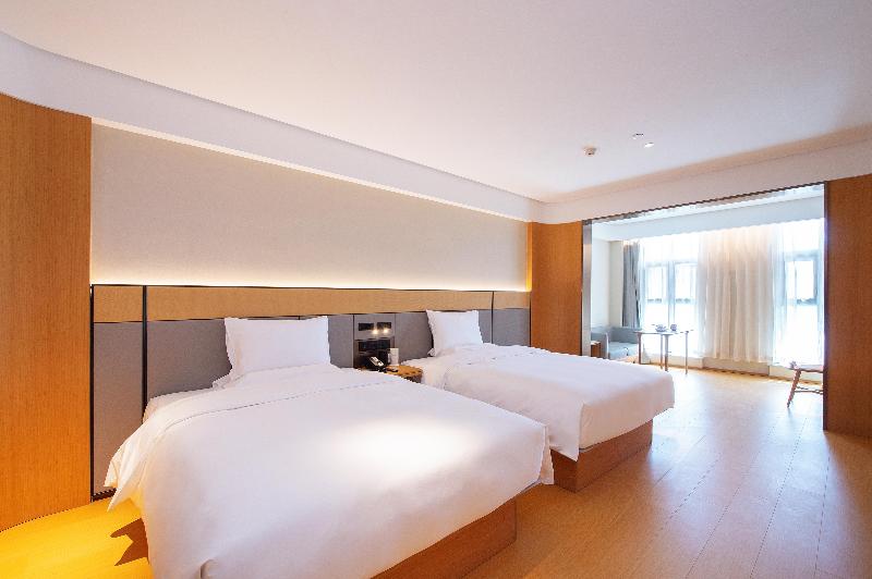 JI Hotel Changchun Beihu image