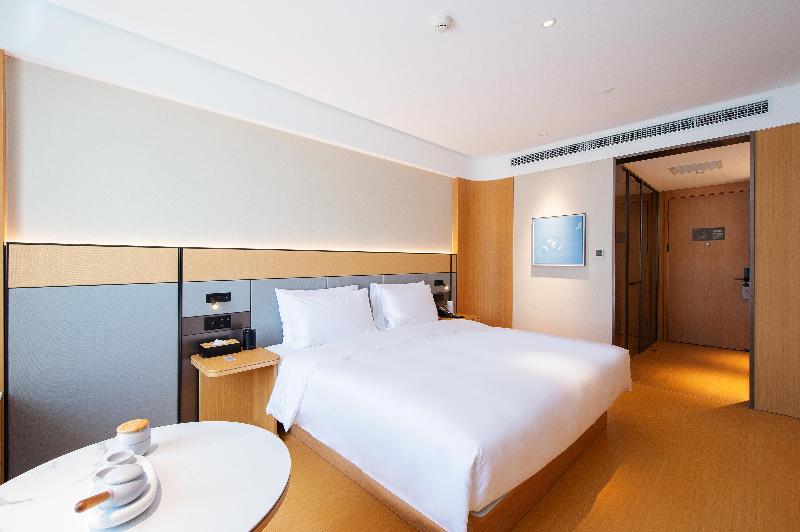 JI Hotel Changchun Beihu image