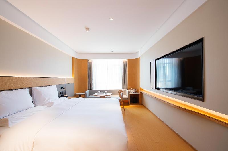 JI Hotel Changchun Beihu image
