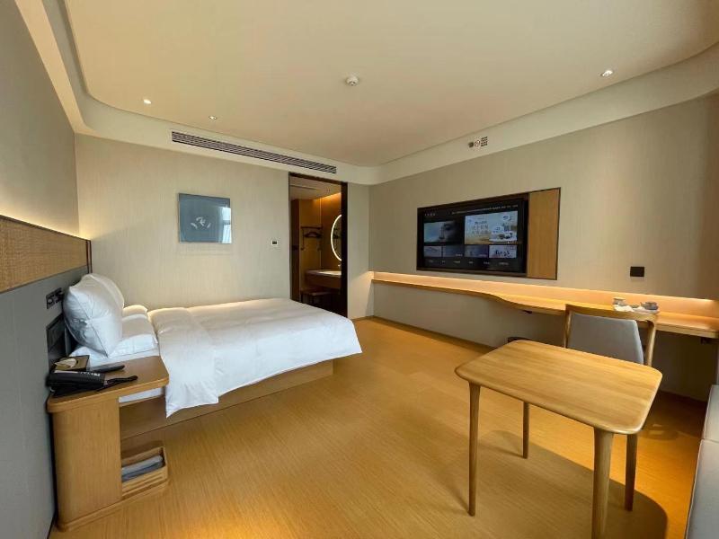 JI Hotel Dalian Changxing Island Economic Zon image