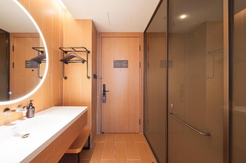JI Hotel Dalian Changxing Island Economic Zon image
