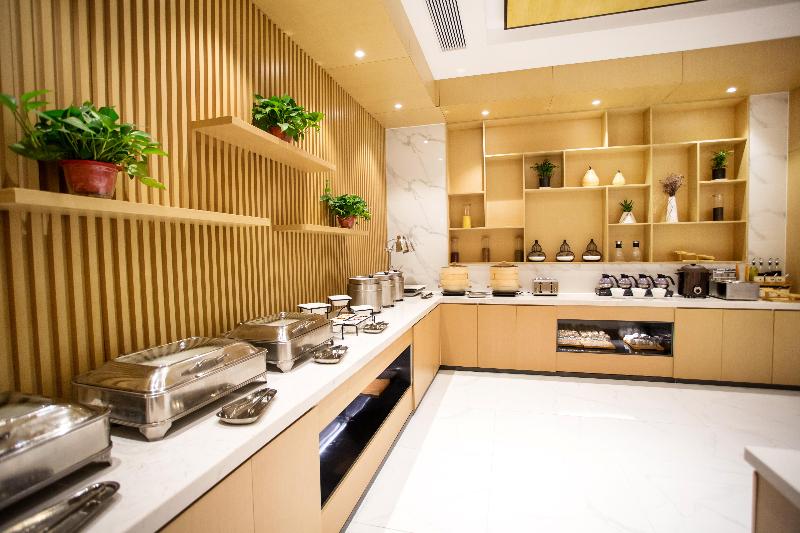 Hanting Premium Hotel Guixi Yuandongxincheng image