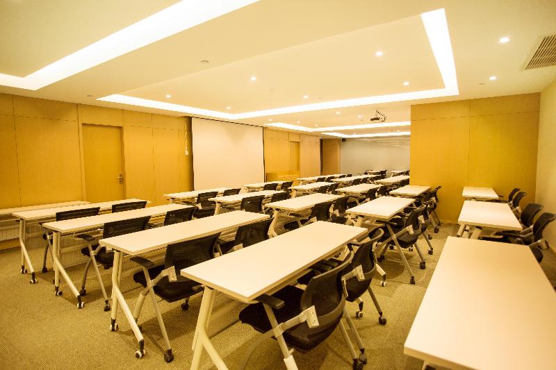 Hanting Premium Hotel Guixi Yuandongxincheng image