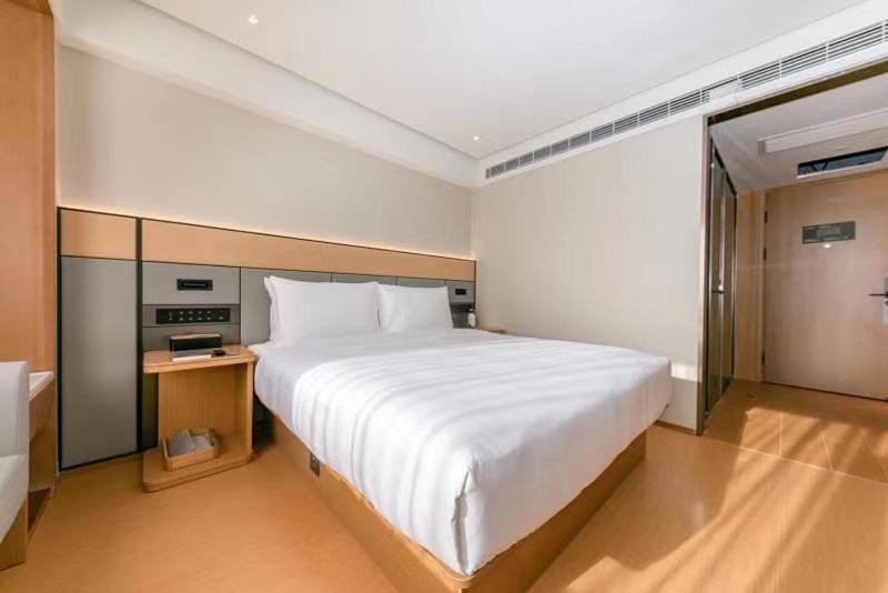 JI Hotel (Shanghai Yan'an Road) image