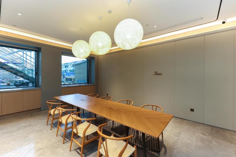 Ji Hotel Cixi Sports Center image