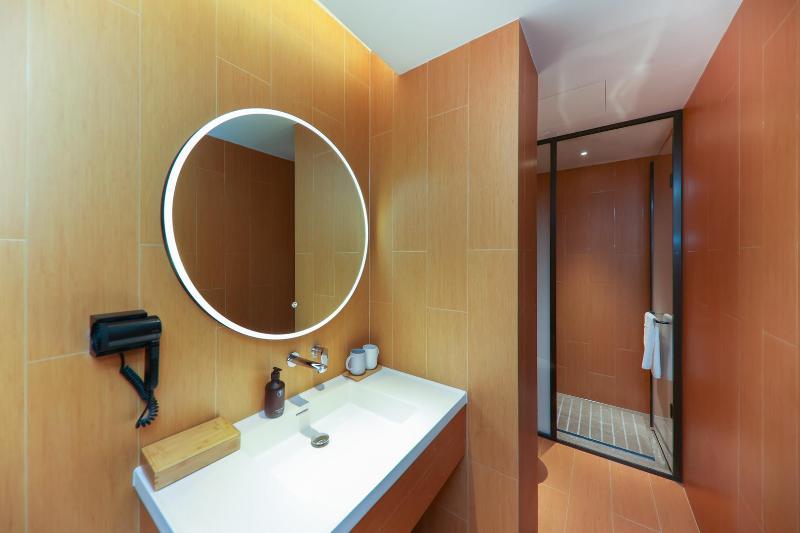 Ji Hotel Cixi Sports Center image