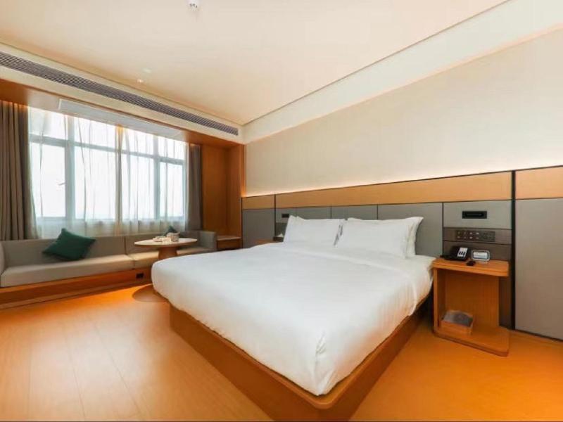 Ji Hotel Cixi Sports Center image