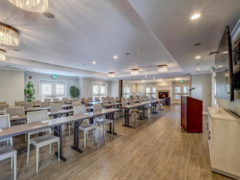 The Lodge at Healdsburg, Tapestry Collection by Hi image