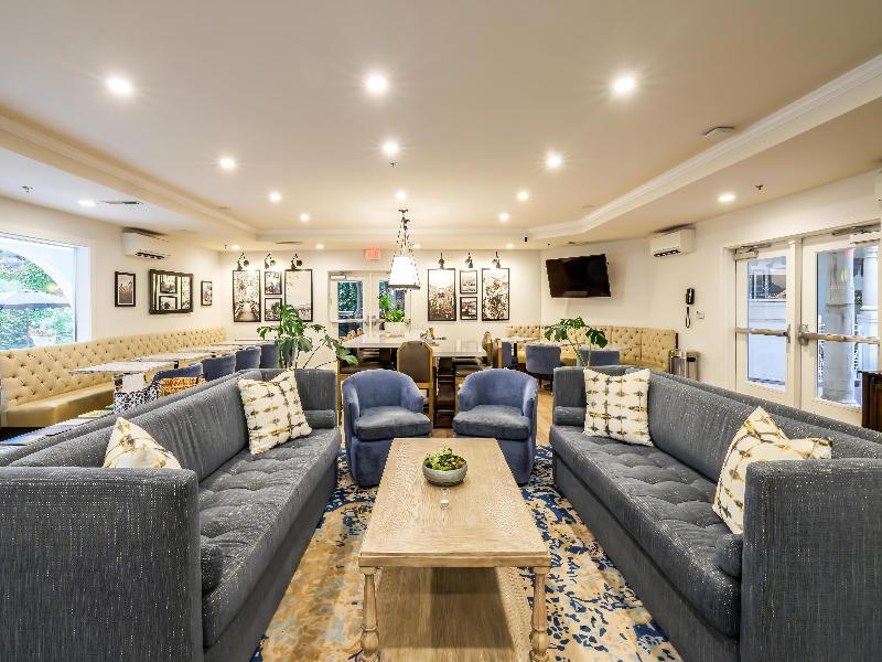 The Lodge at Healdsburg, Tapestry Collection by Hi image