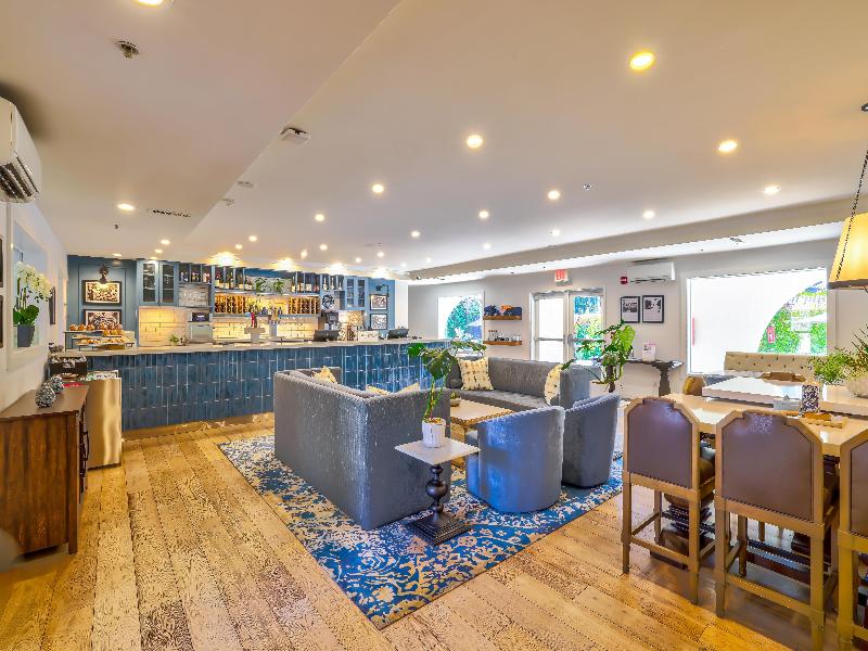 The Lodge at Healdsburg, Tapestry Collection by Hi image