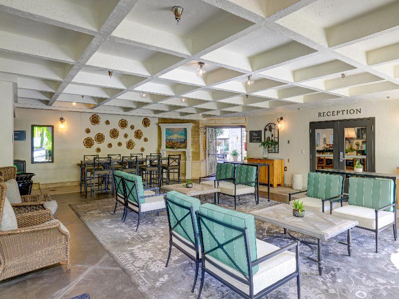 The Lodge at Healdsburg, Tapestry Collection by Hi image