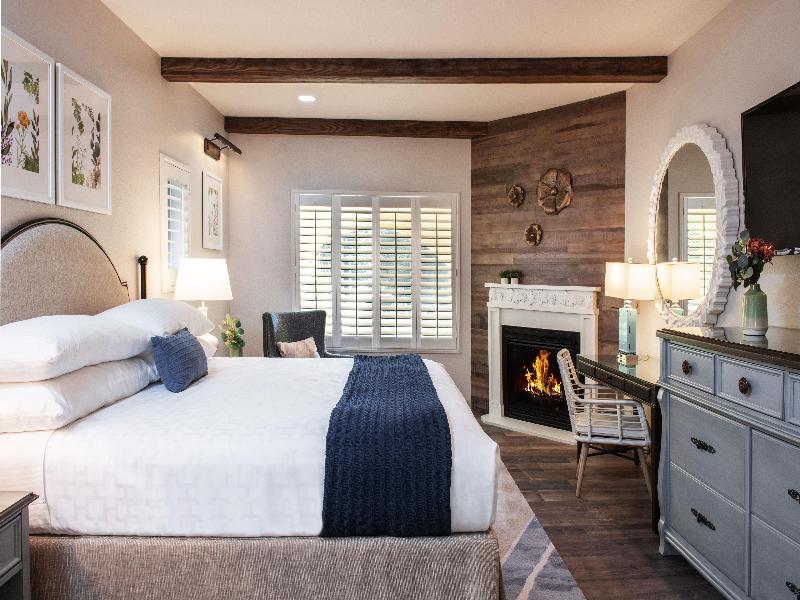 The Lodge at Healdsburg, Tapestry Collection by Hi image