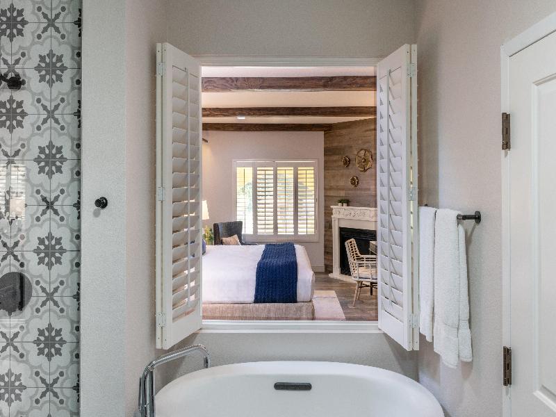 The Lodge at Healdsburg, Tapestry Collection by Hi image