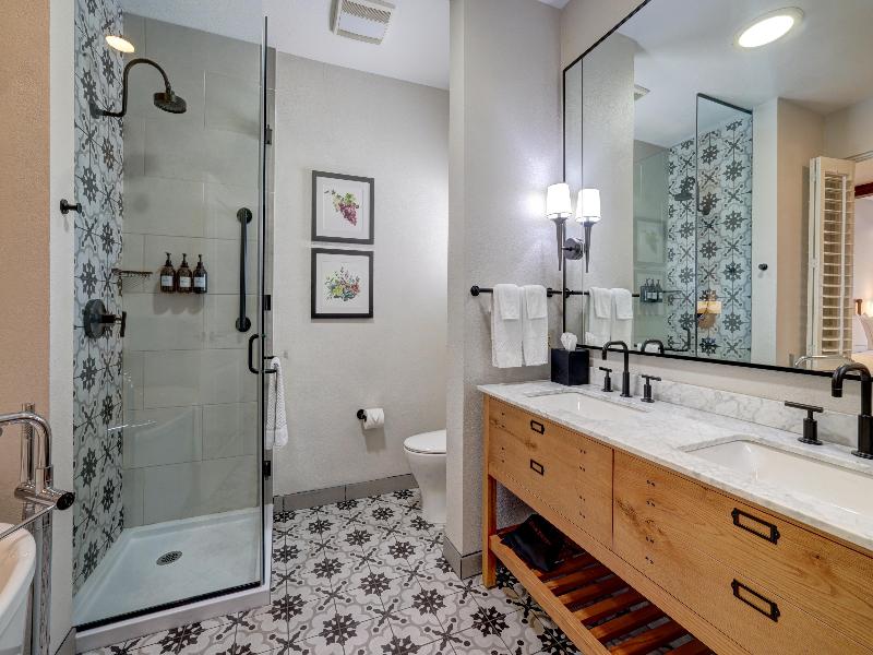 The Lodge at Healdsburg, Tapestry Collection by Hi image