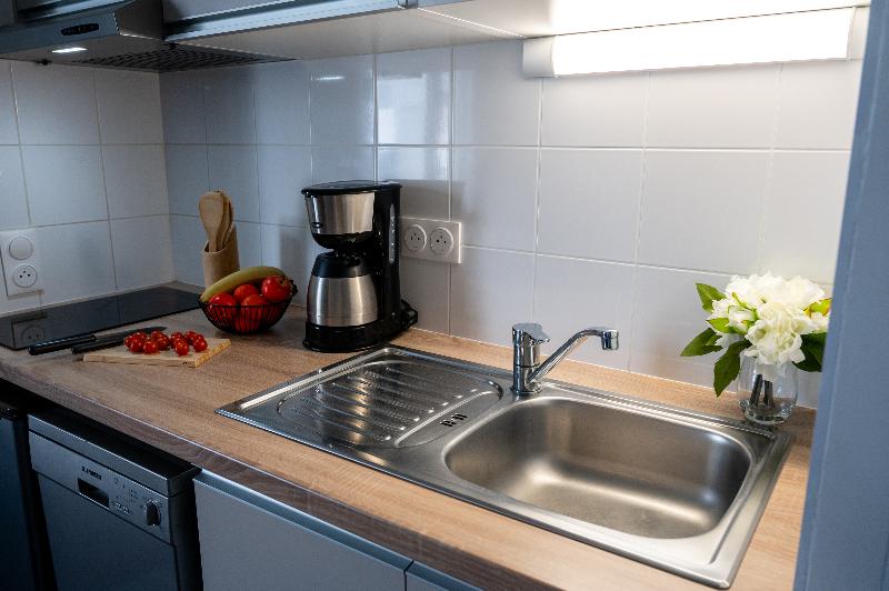 Nemea Appart Hotel Europe Velizy Villacoublay image