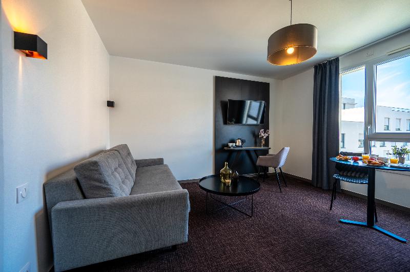 Nemea Appart Hotel Europe Velizy Villacoublay image