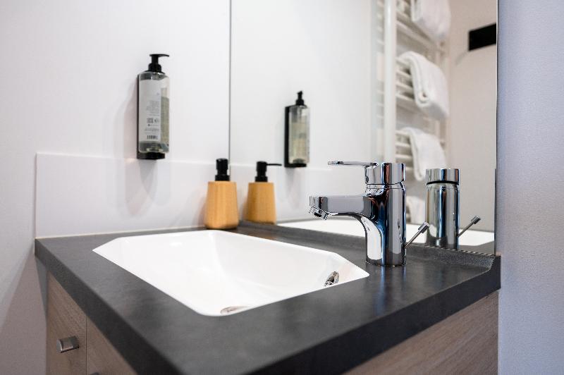 Nemea Appart Hotel Europe Velizy Villacoublay image