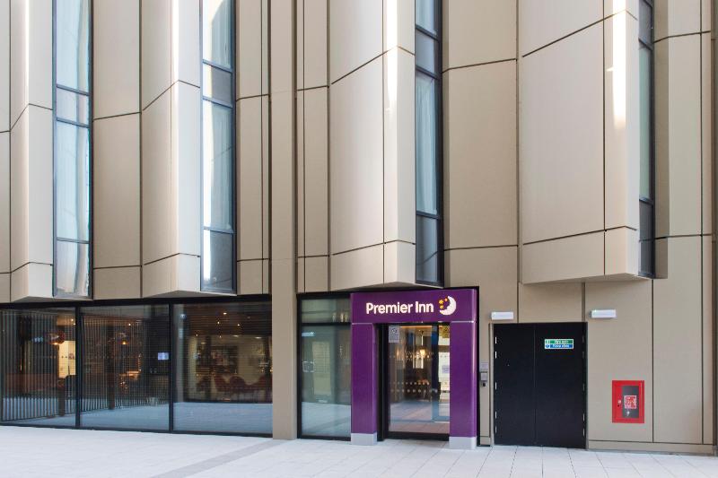 Premier Inn Liverpool Lime Street