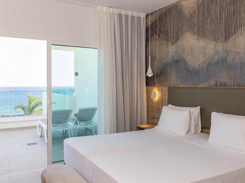 Radisson Blu Resort Lanzarote image