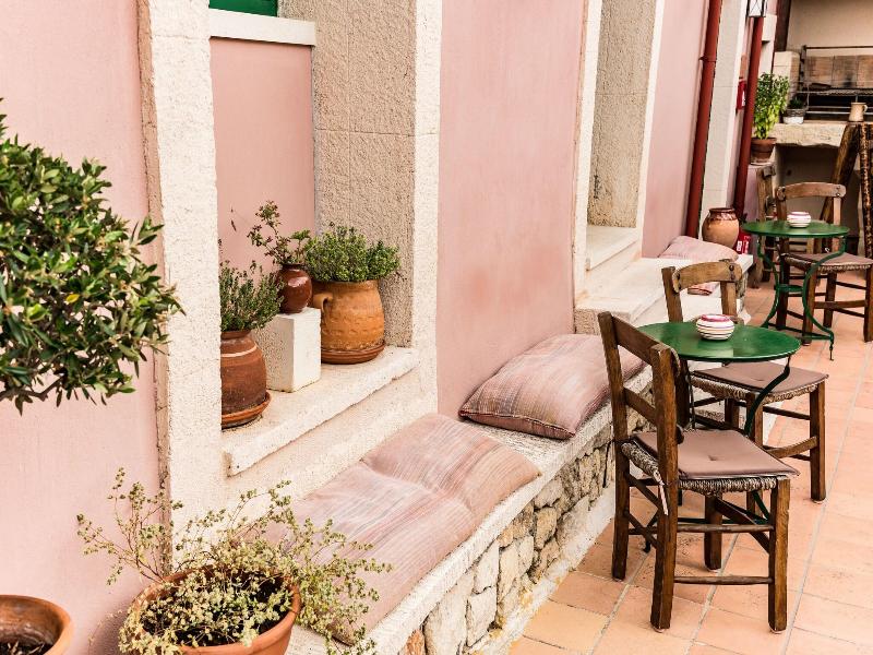Villa Archanes image
