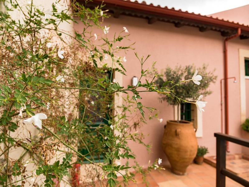 Villa Archanes image