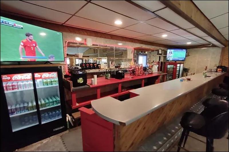 Love Hotels St John River by OYO at Fort Kent ME image