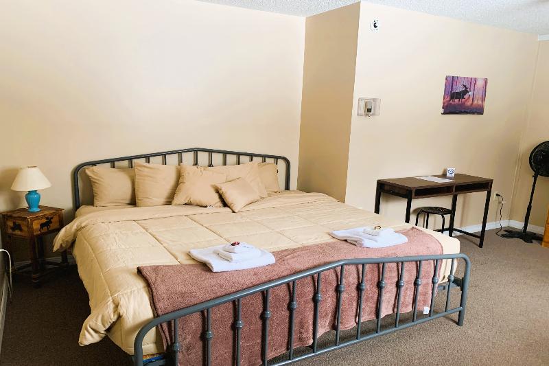 Love Hotels St John River by OYO at Fort Kent ME image
